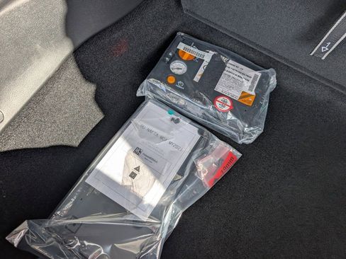 New 2026 Chrysler Pacifica Select image 41