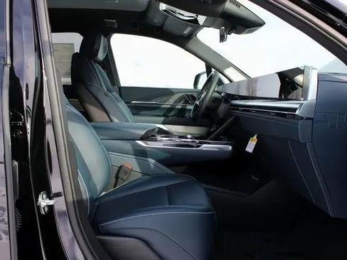 New 2025 Cadillac Escalade IQ Sport 2 image 17