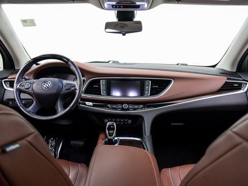 Used 2019 Buick Enclave Avenir w/ Avenir Technology Package image 10