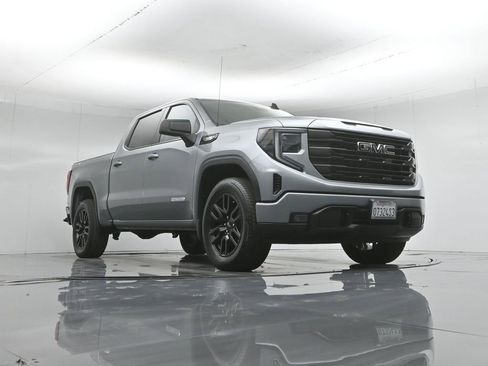 Used 2023 GMC Sierra 1500 Elevation AWD/4WD image 49