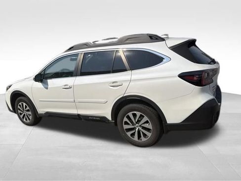 Used 2022 Subaru Outback Premium AWD/4WD image 13