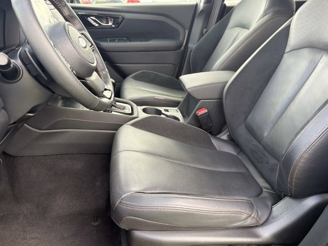 Used 2025 Subaru Forester Touring AWD/4WD image 21