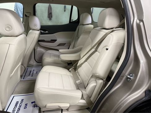 Used 2023 GMC Acadia Denali w/ Denali Technology Package image 21