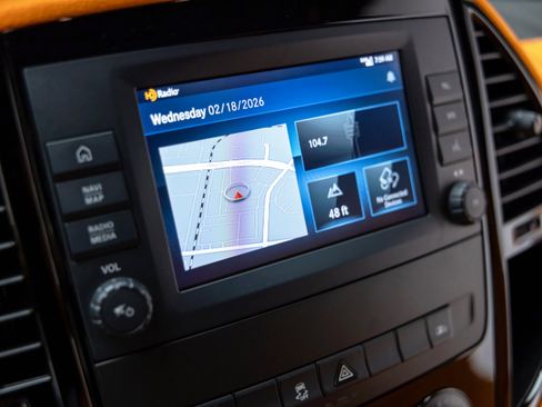 Used 2022 Mercedes-Benz Metris Passenger image 47