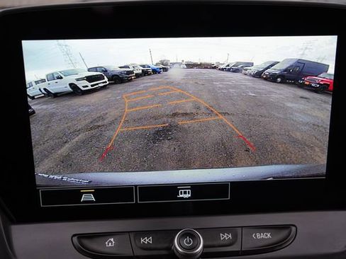 Used 2025 Chevrolet Blazer LT AWD/4WD image 32