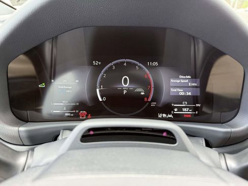 Used 2025 Lexus LX 600 4WD w/ Luxury Package image 30