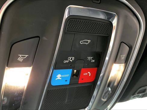 Used 2024 Jeep Grand Cherokee L Laredo image 63