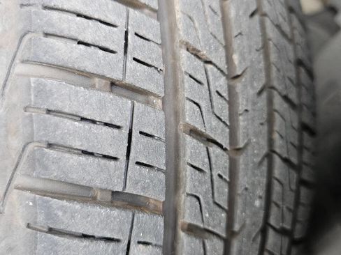 Used 2018 Dodge Grand Caravan SE w/ UConnect Hands-Free Group image 15