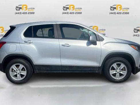 Used 2018 Chevrolet Trax LS image 4