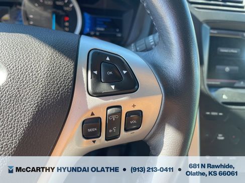 Used 2013 Ford Explorer XLT image 28