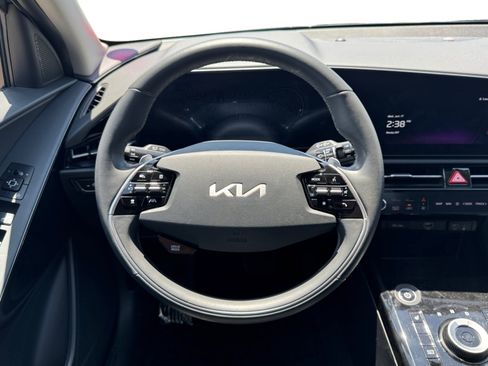 Used 2024 Kia Niro Wind FWD image 13