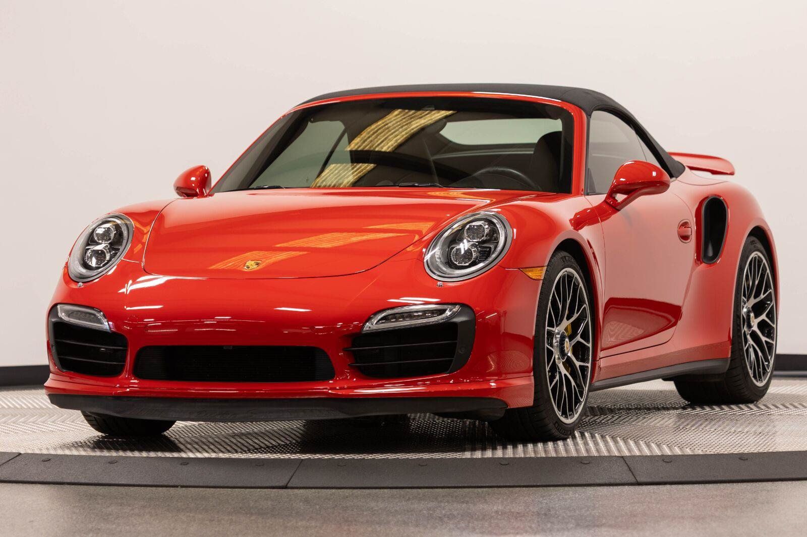 Used 2015 Porsche 911 Turbo S AWD/4WD image 31