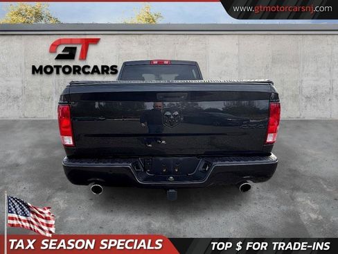 Used 2017 RAM 1500 Express w/ Black Ram 1500 Express Group image 6