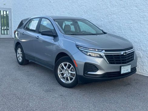 Used 2024 Chevrolet Equinox LS FWD image 1