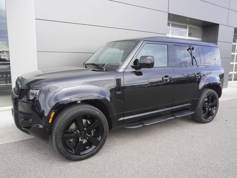 New 2026 Land Rover Defender 110 V8 image 3