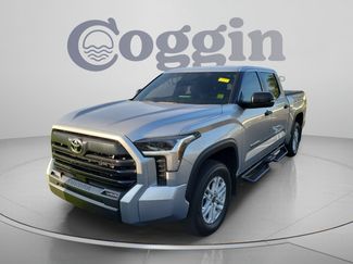Used 2024 Toyota Tundra SR5 w/ SR5 Convenience Package AWD/4WD video 1
