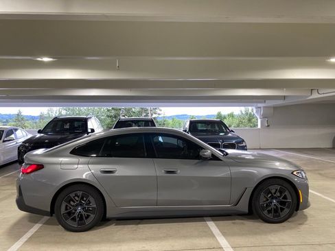 Used 2023 BMW i4 eDrive40 RWD image 5