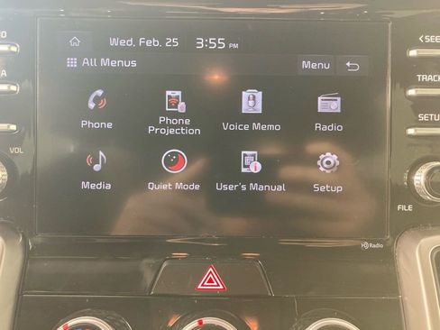 Certified 2023 Kia Sorento LX image 3