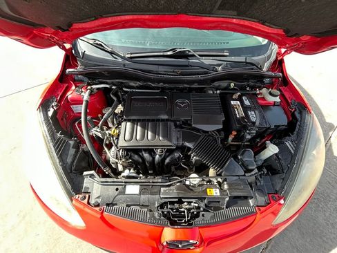 Used 2013 MAZDA MAZDA2 Sport image 30
