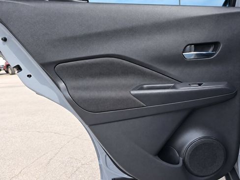 Used 2024 Nissan Kicks SV FWD image 21