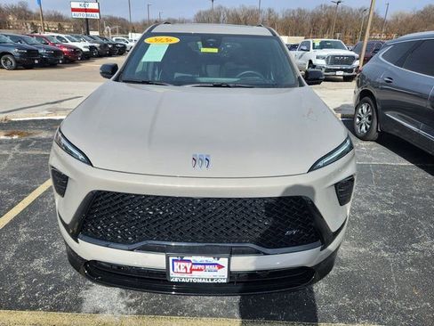 Used 2026 Buick Enclave Sport Touring w/ Power Package image 2