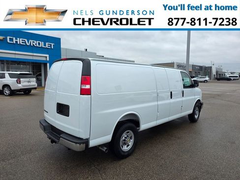 New 2026 Chevrolet Express 3500 Extended w/ Driver Convenience Package RWD image 7