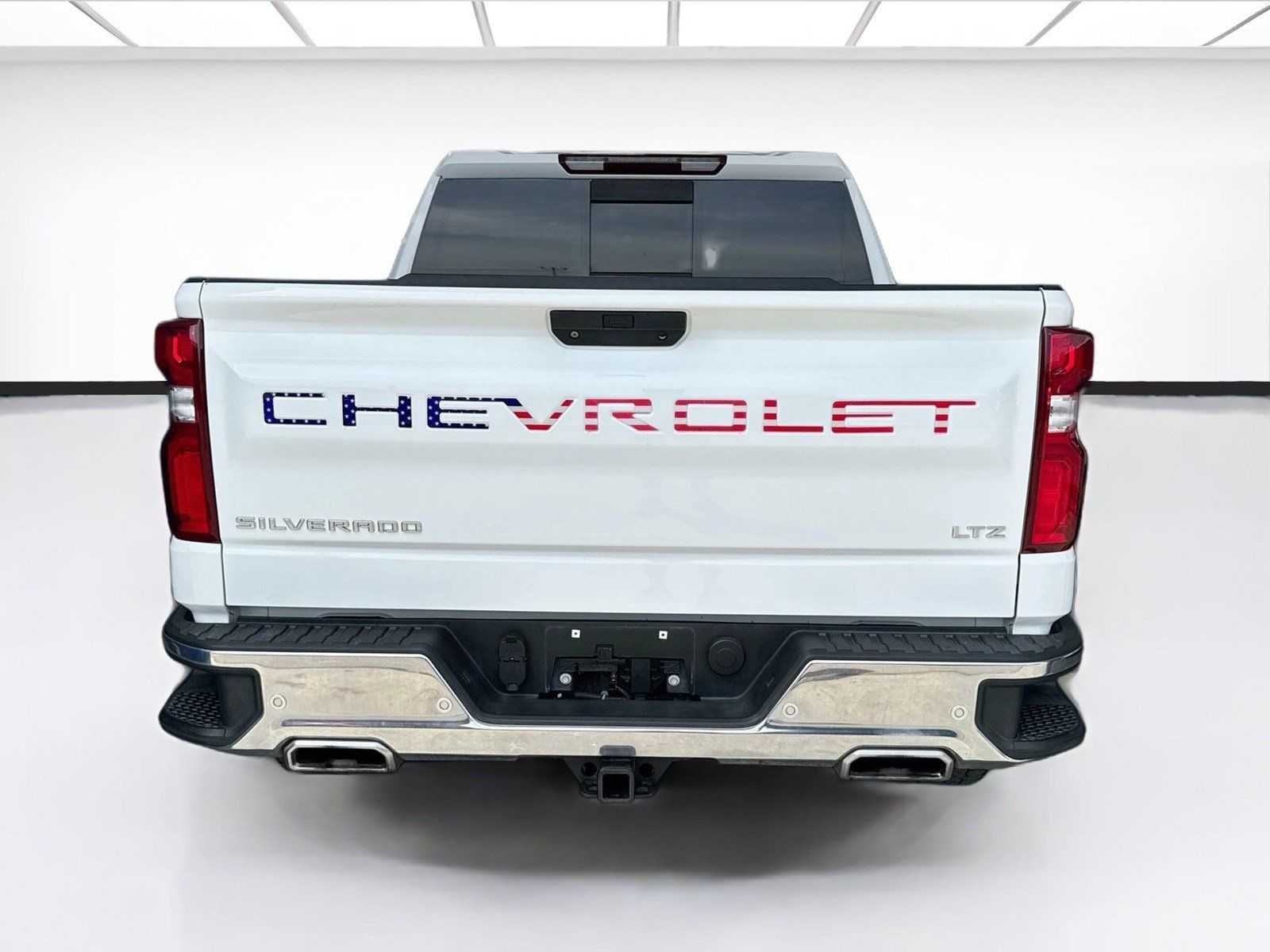 Used 2021 Chevrolet Silverado 1500 LTZ AWD/4WD image 5