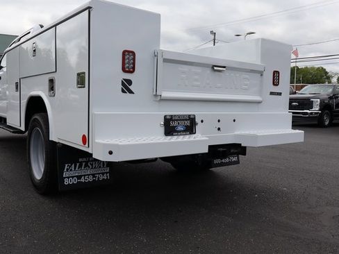 New 2025 Ford F550 4x4 Crew Cab Super Duty w/ XL Chrome Package image 18