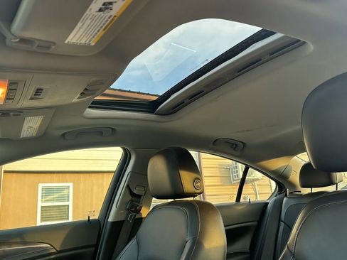 Used 2016 Buick Regal Premium image 15