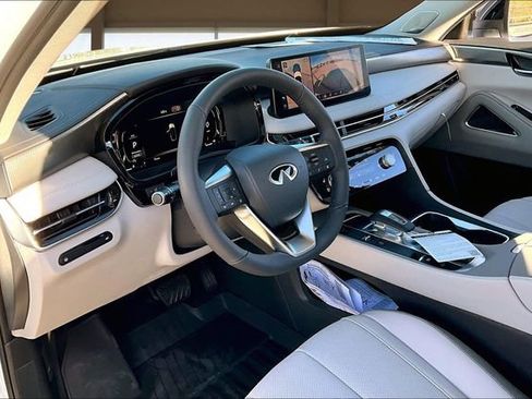 New 2026 INFINITI QX60 Luxe image 14
