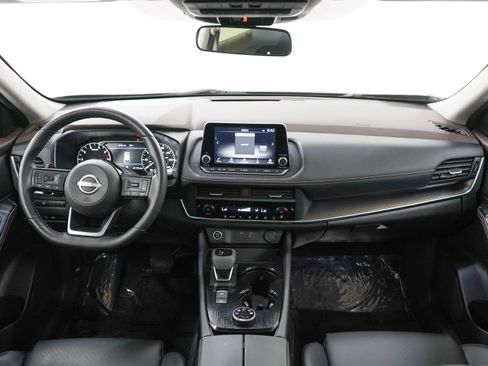 Used 2023 Nissan Rogue SV w/ SV Premium B Package AWD/4WD image 13