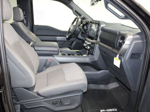 New 2025 Ford F150 XLT w/ Equipment Group 302A MID image 31