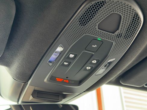 Used 2024 Porsche Cayenne Turbo image 46