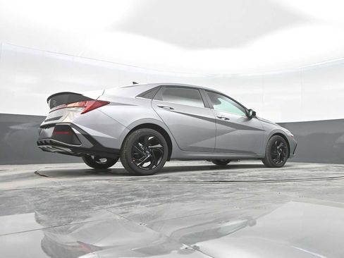 New 2026 Hyundai Elantra SEL Sport Premium image 29