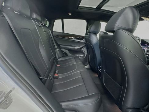 Used 2024 BMW X4 xDrive30i w/ Parking Assistance Package image 27