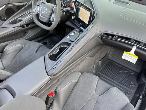 New 2025 Chevrolet Corvette Stingray 2dr Coupe w/ Z51 Performance Package image 15