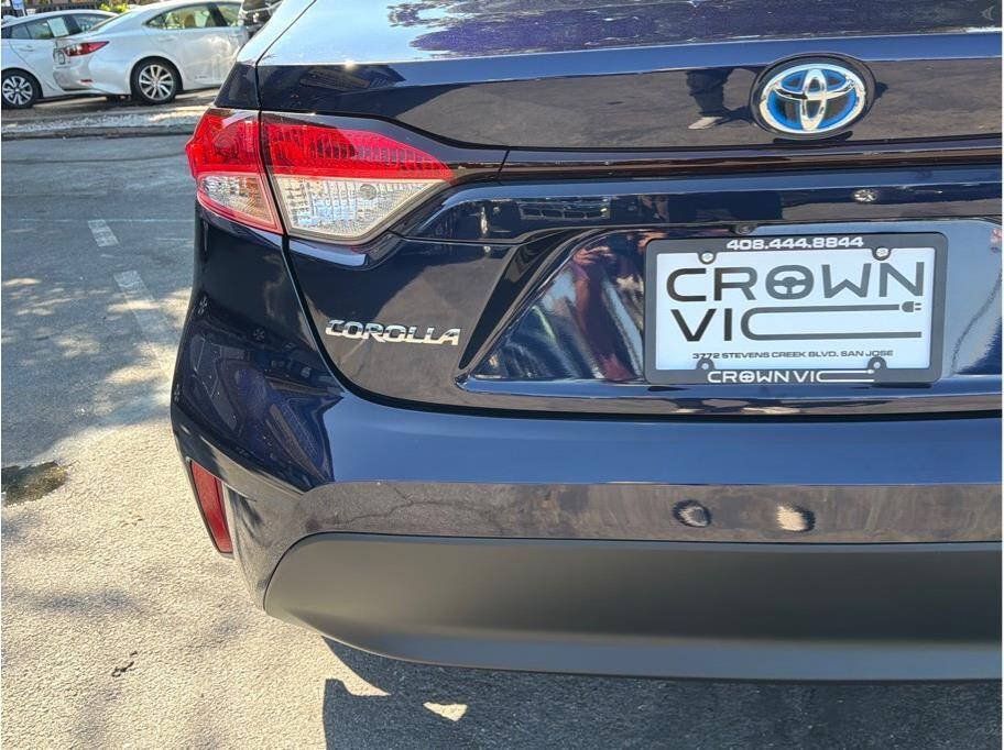 Used 2023 Toyota Corolla LE FWD image 23