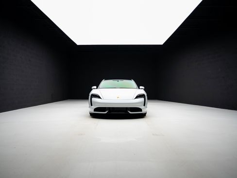 Used 2021 Porsche Taycan Turbo w/ Premium Package image 79