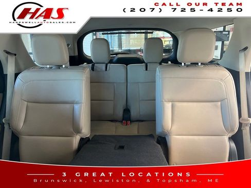 Used 2022 Ford Explorer XLT w/ Equipment Group 202A image 10