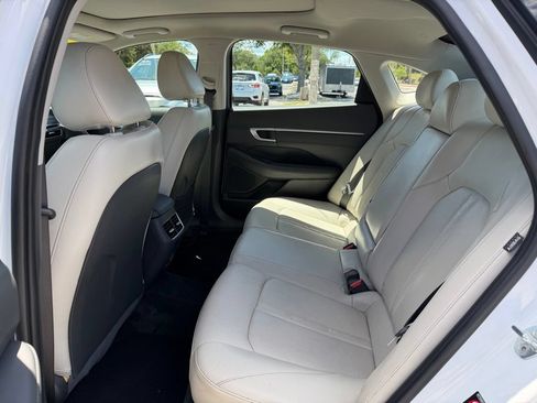 Used 2020 Hyundai Sonata Limited FWD image 15