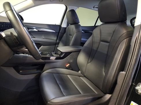 Certified 2025 Buick Envision Preferred image 13