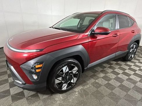 Used 2024 Hyundai Kona SEL FWD image 6