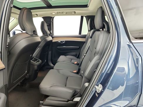 New 2026 Volvo XC90 B5 Core image 29
