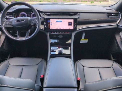 New 2026 Jeep Grand Cherokee Limited AWD/4WD image 15