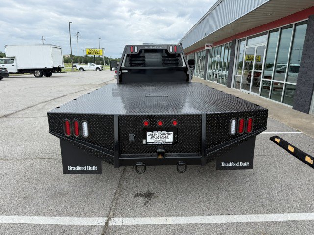 Used 2015 Ford F550 4x4 Regular Cab Super Duty image 6