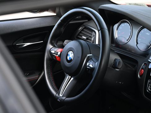 Used 2019 BMW M2 Competition RWD image 22