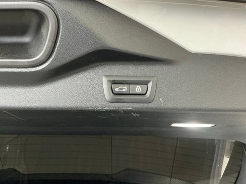 Used 2022 BMW X5 xDrive40i w/ Parking Assistance Package AWD/4WD image 30