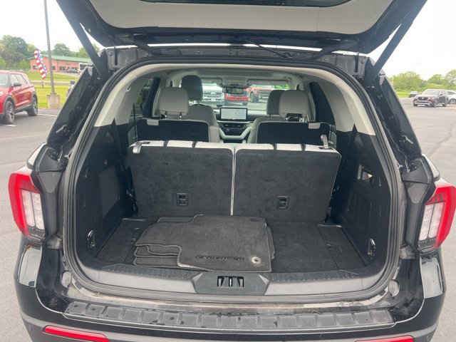 Used 2025 Ford Explorer Platinum w/ LUX Leather Package AWD/4WD image 10