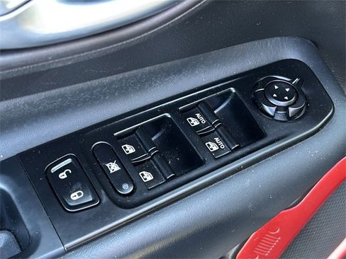 Certified 2022 Jeep Renegade Trailhawk image 16