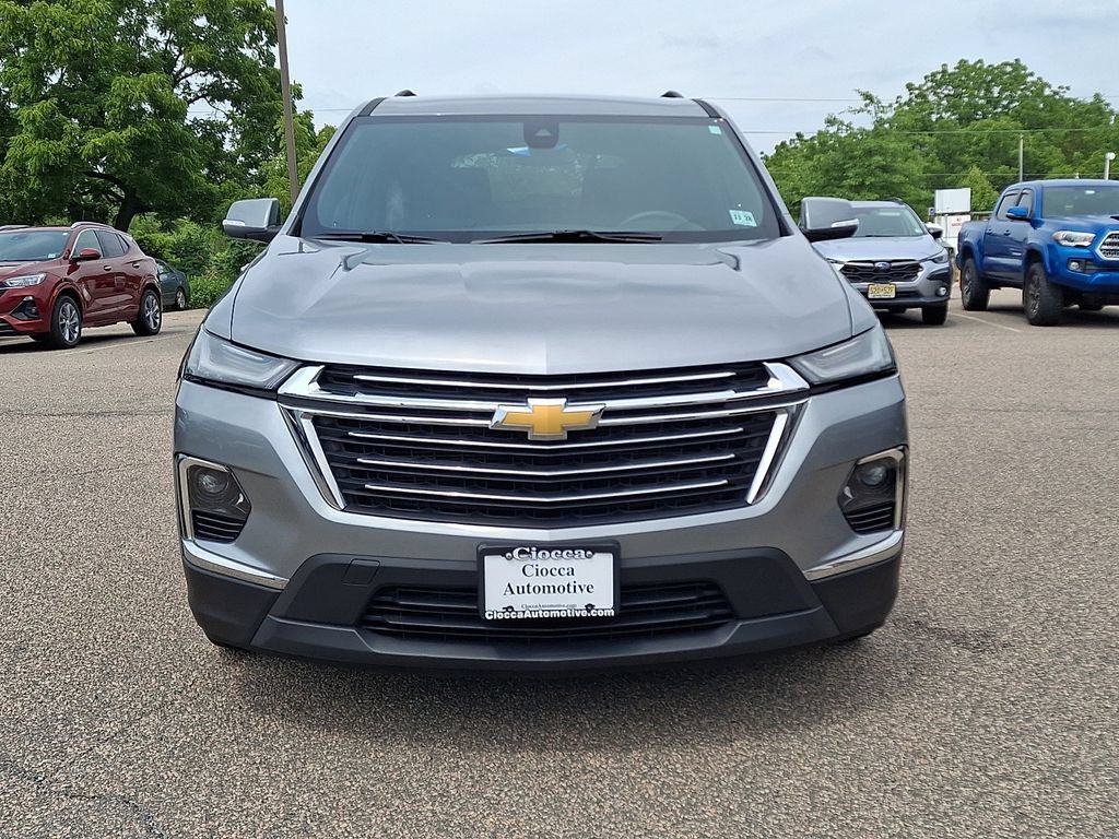 Used 2023 Chevrolet Traverse LT w/ LPO, Floor Liner Package AWD/4WD image 5